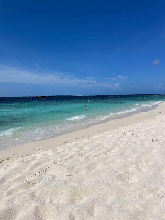 Strand The Westin Maldives Miriandhoo Resort