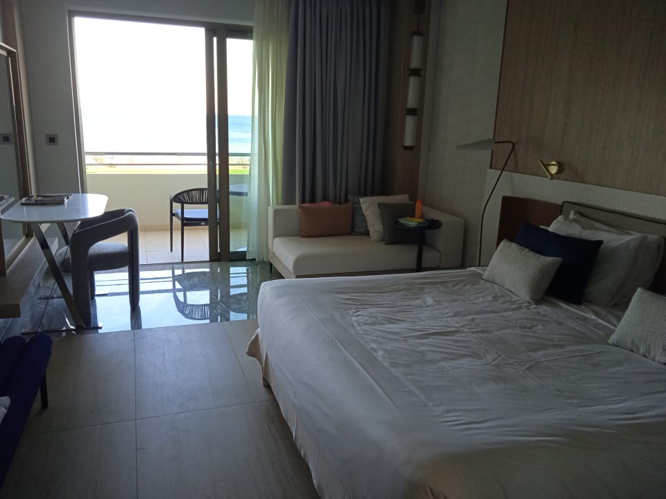 Zimmer Elysium Resort & Spa Hotel