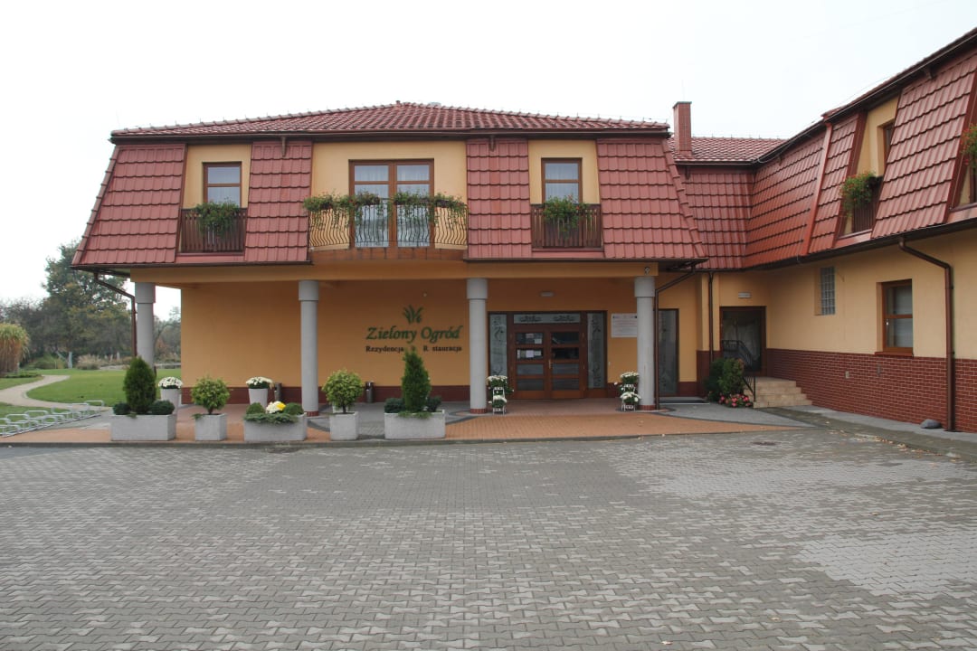 Eingang Hotel Zielony Ogród