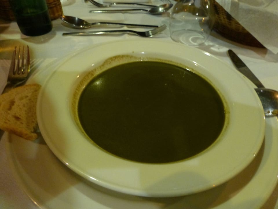 Suppe zum Abendessen-ging zurück Hotel Calibishie-Lodges