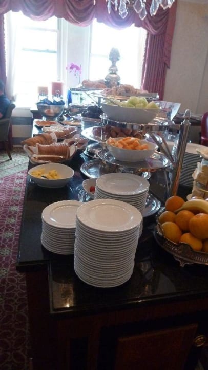 Frühstücksbuffet The Towers of the Waldorf Astoria