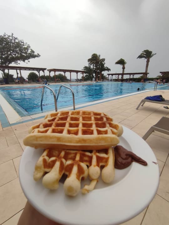 Pool ROBINSON ESQUINZO PLAYA