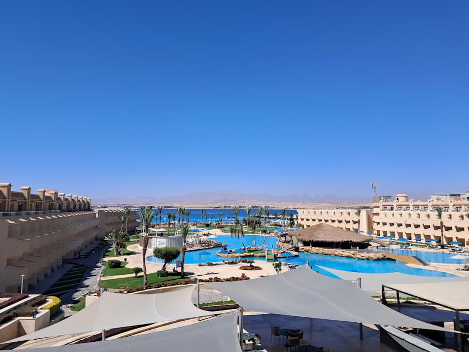 Ausblick Pyramisa Beach Resort Sahl Hasheesh