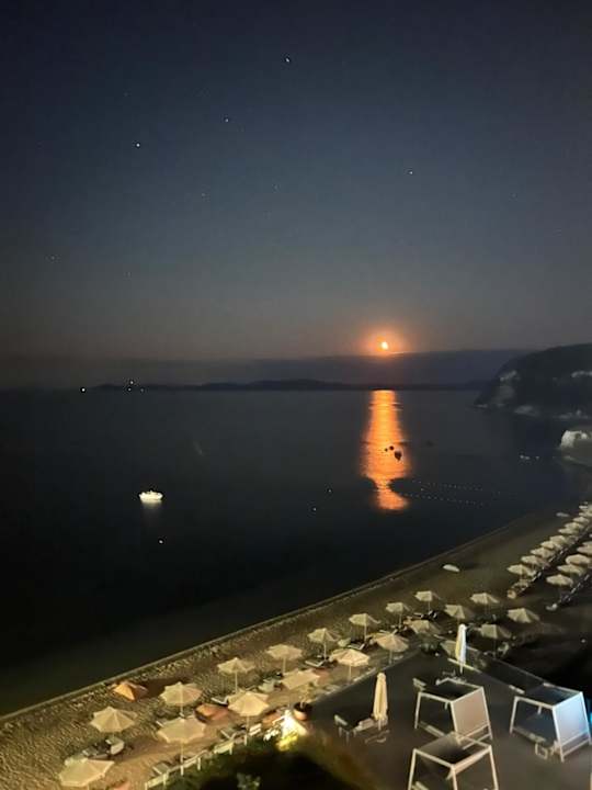 Strand Mount Athos Resort