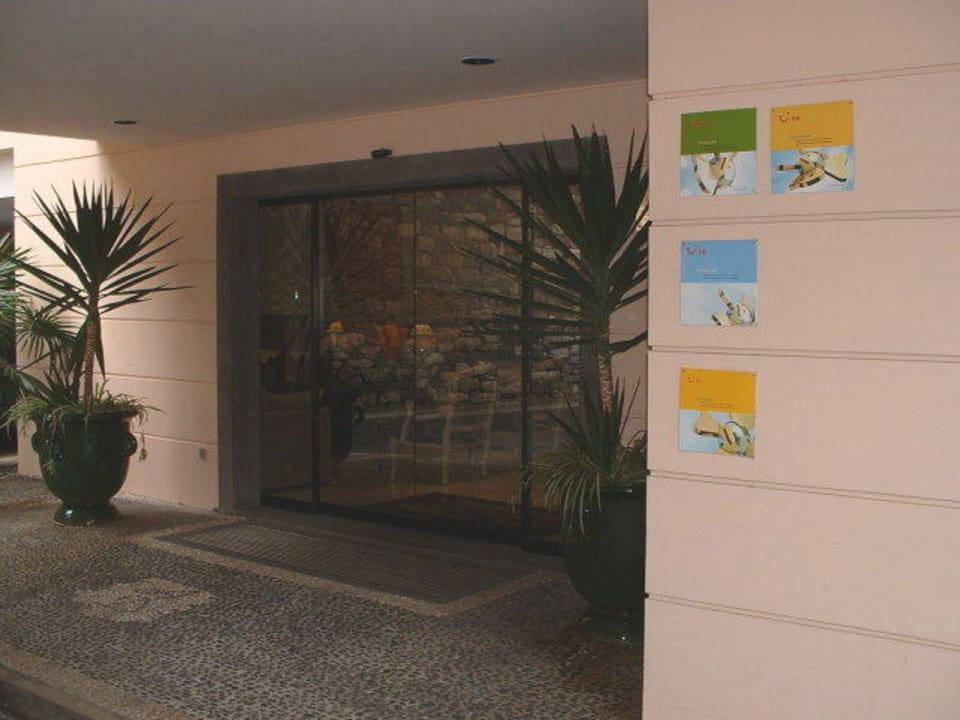 Der Eingang zum Hotel Hotel Albergaria Dias