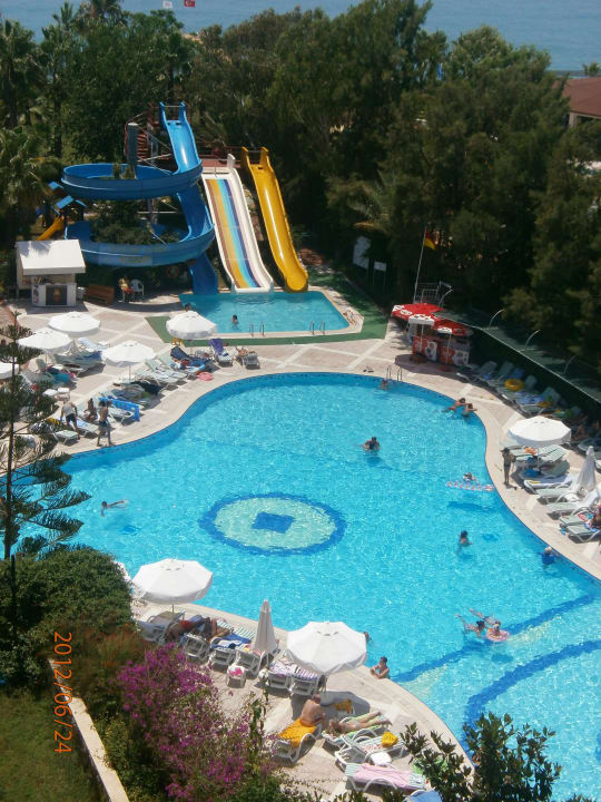 Basen Holiday Park Resort