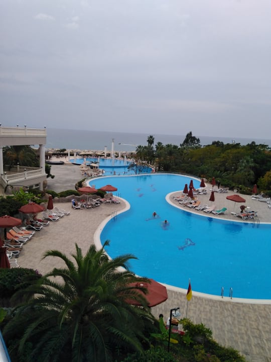 Pool Starlight Resort Hotel