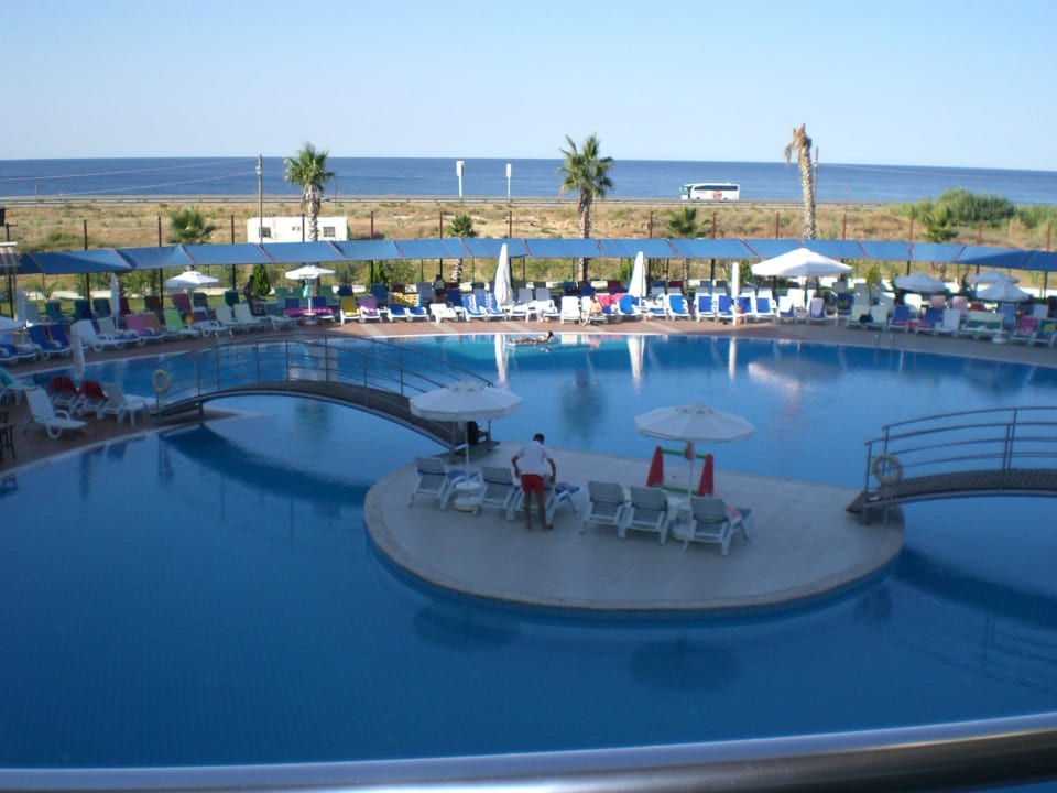 Cenger Beach Resort & Spa Cenger Beach Resort & Spa
