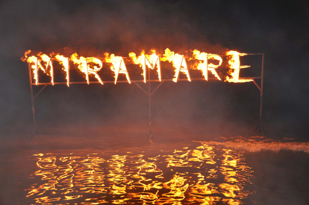 Beachparty Hotel Miramare Beach