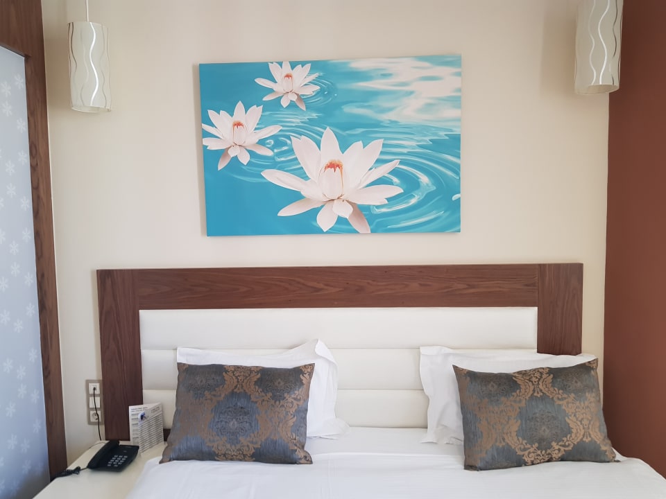 Zimmer Forum Suite Otel