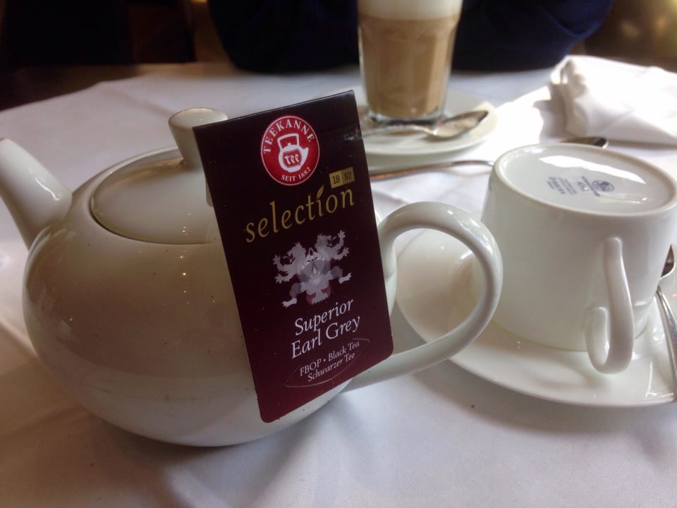 Latte Macchiato und Earl Grey Hotel Dorint Venusberg
