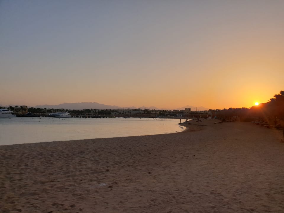Strand Fort Arabesque Resort, Spa & Villas