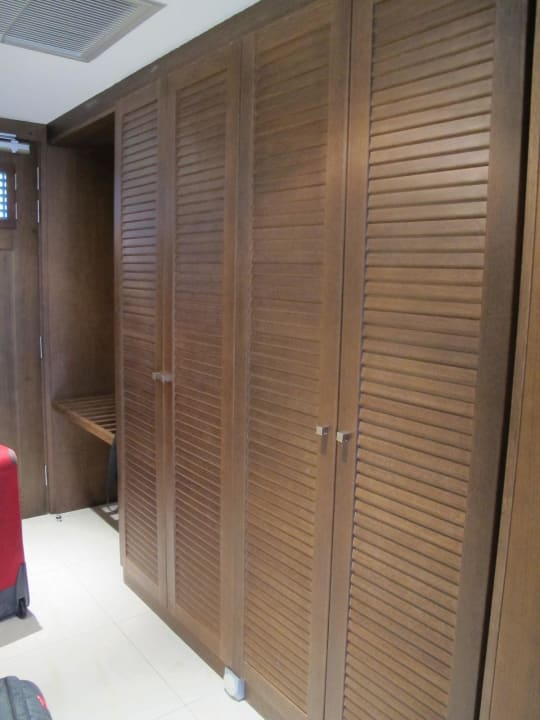 Viel Schrankraum Atlantica Belvedere Resort