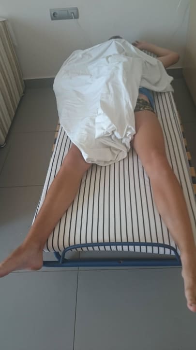 Dostawka, na której miał spać 16 latek Atlantica Mikri Poli Crete