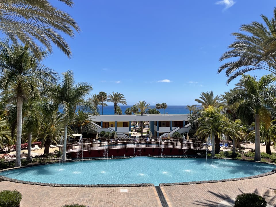 Pool R2 Pajara Beach