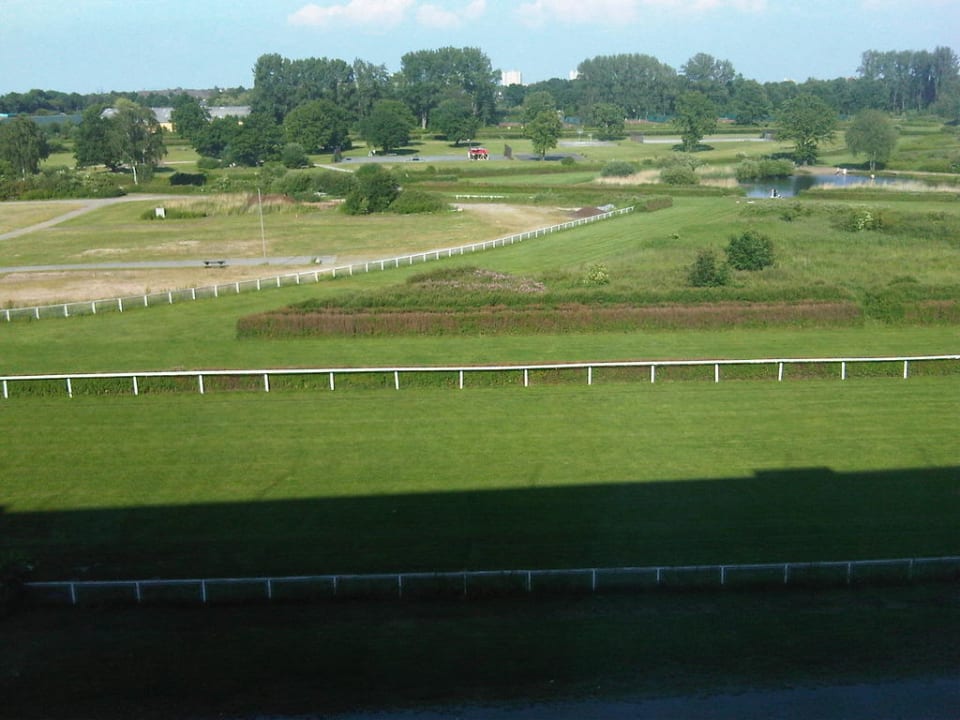 Die Rennbahn NH Hamburg Horner Rennbahn