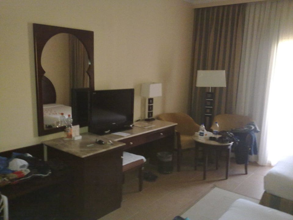 Einrichtung Zimmer 6105 Stella Beach Resort & Spa Makadi Bay