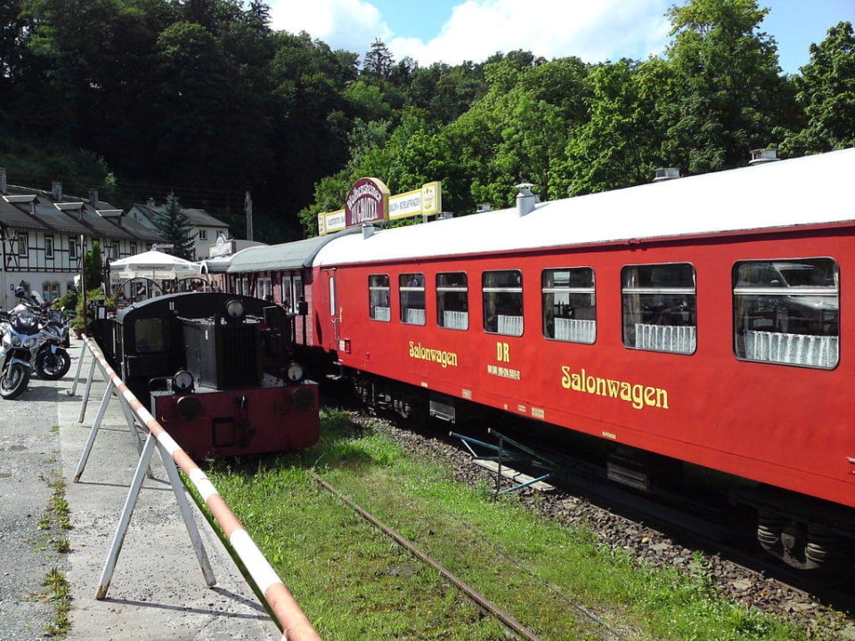 Außenansicht Wolkensteiner Zughotel