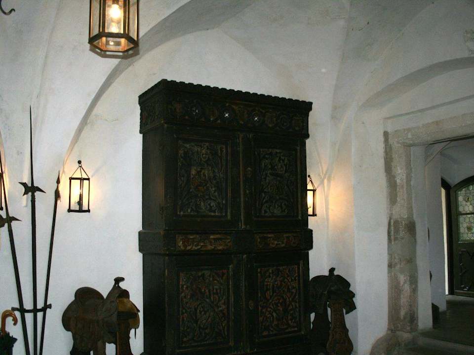 Historisches Mobiliar Hotel Burg Oberranna