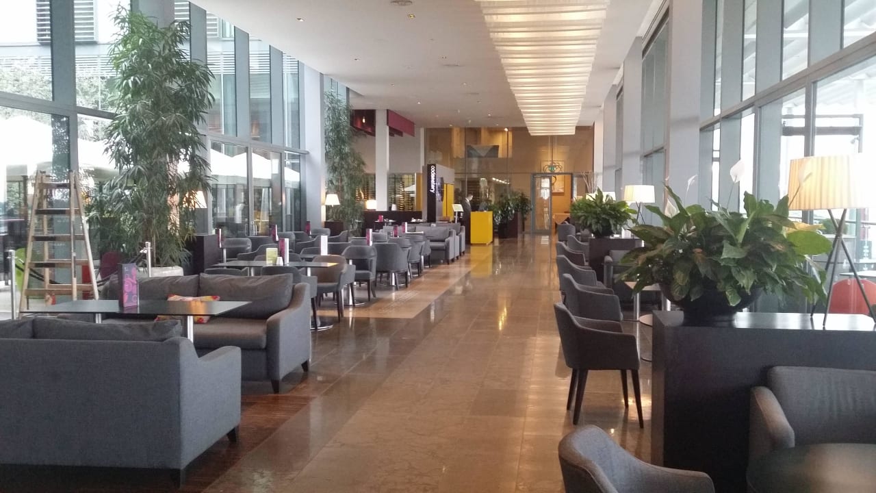 Hotelbar zum Balkon The Gibson Hotel