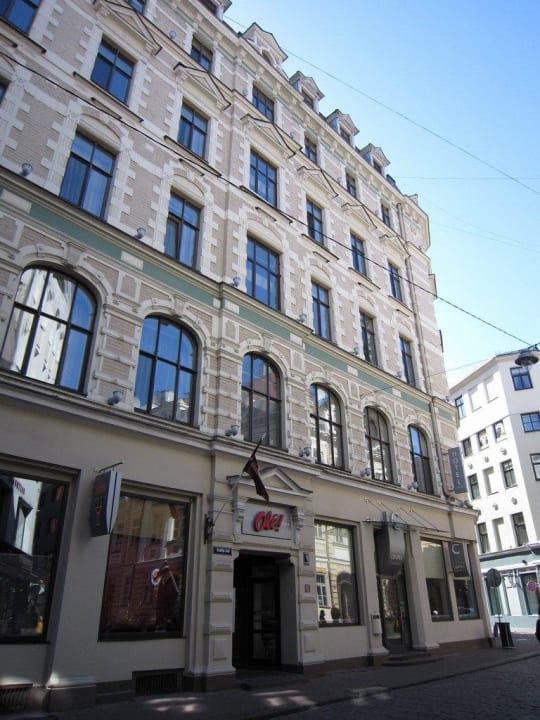 Street view Rixwell Centra Hotel