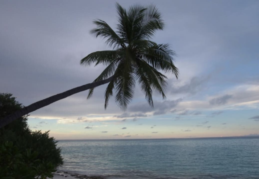 Strand Kuramathi Maldives