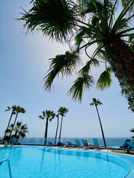 Pool ROBINSON ESQUINZO PLAYA