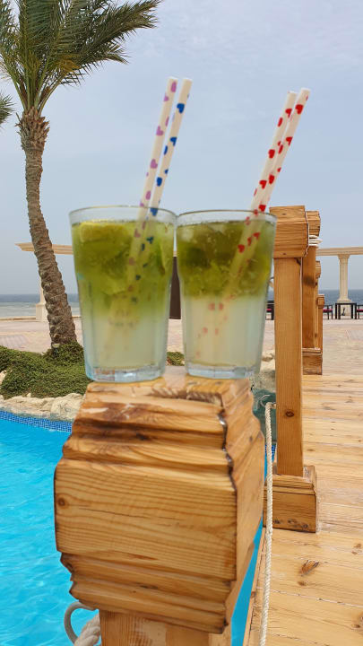 Pool Three Corners Equinox Beach Resort