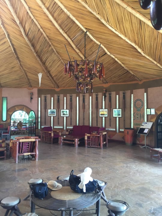 Empfangshalle Hotel Amboseli Sopa Lodge