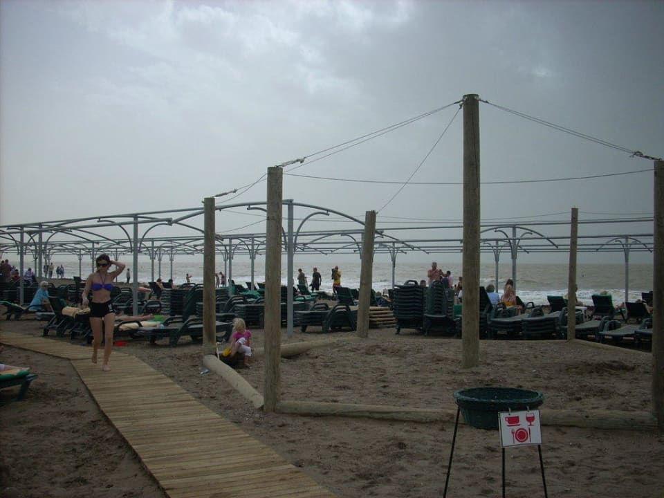 Strand ohne Sonnenschutz Belek Beach Resort Hotel