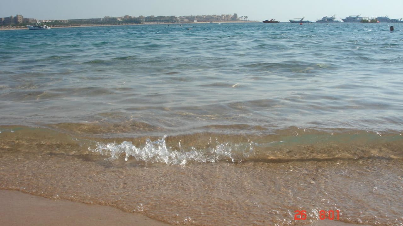 Glasklares Wasser Jaz Makadi Oasis Resort
