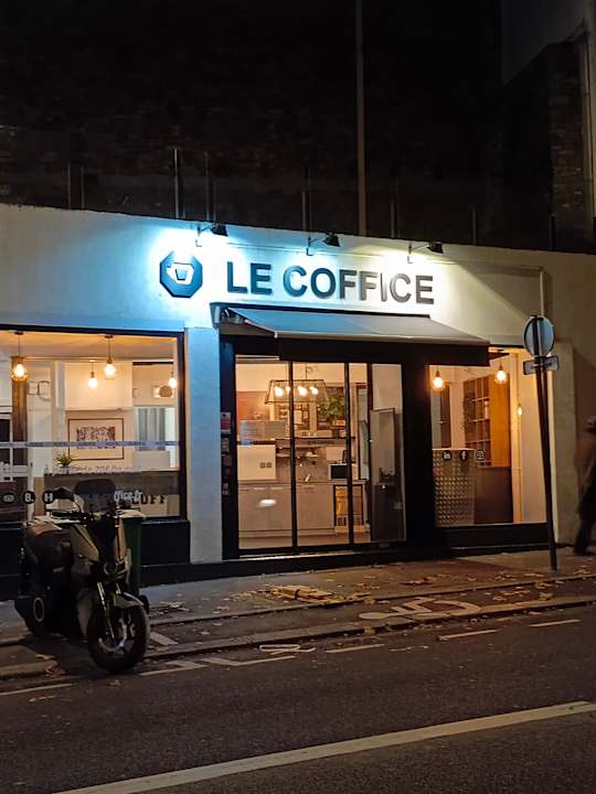 Außenansicht Le Coffice Auberge de Jeunesse