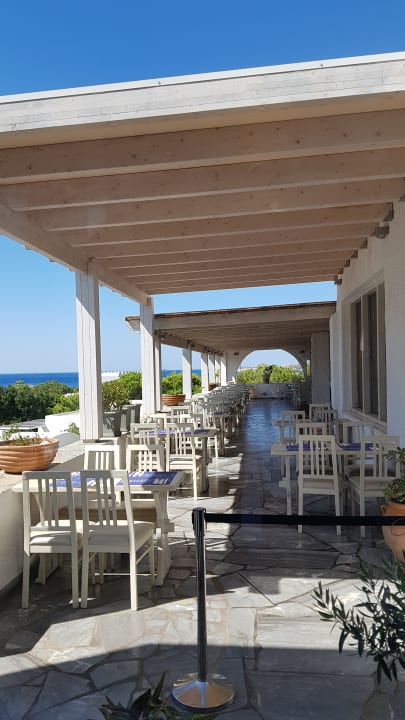 Gastro Hotel Kakkos Bay