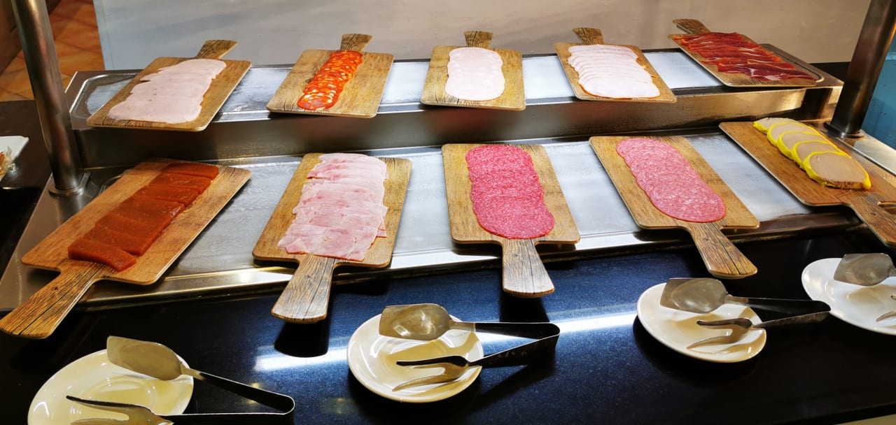 Gastro Hotel THB Flora