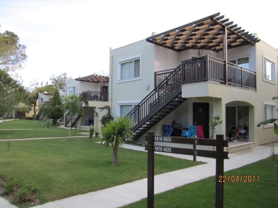 Blick auf die Villen Marvida Family Eco