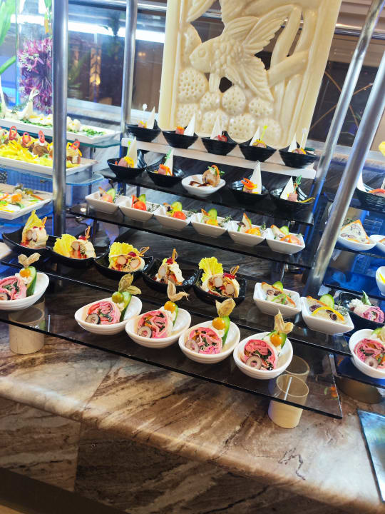 Gastro Serenity Alpha Beach