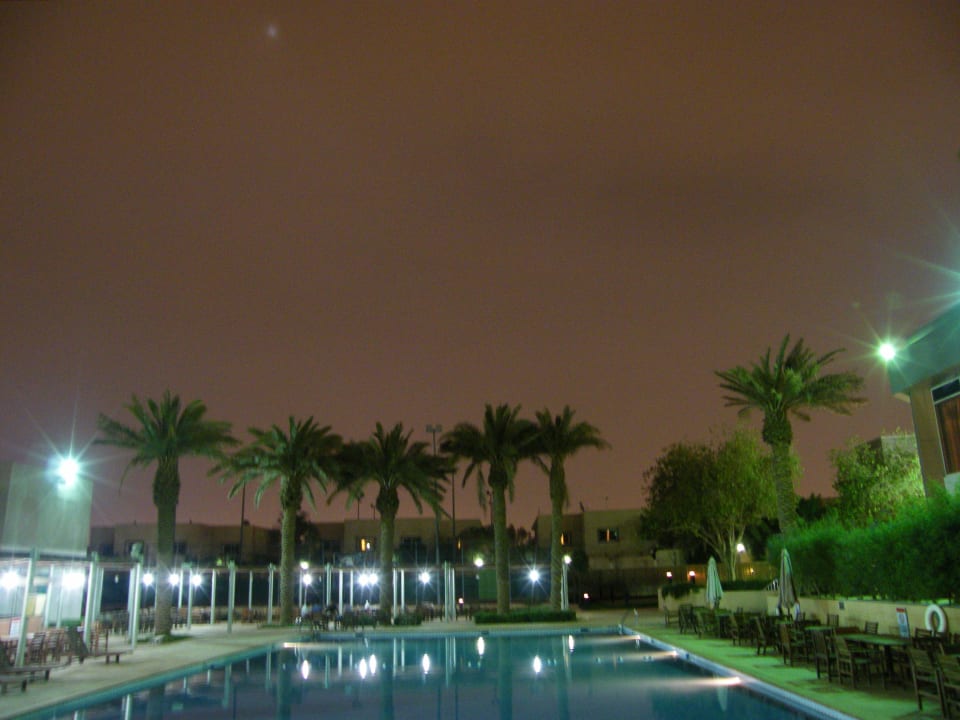 Pool Holiday Inn Riyadh - Izdihar