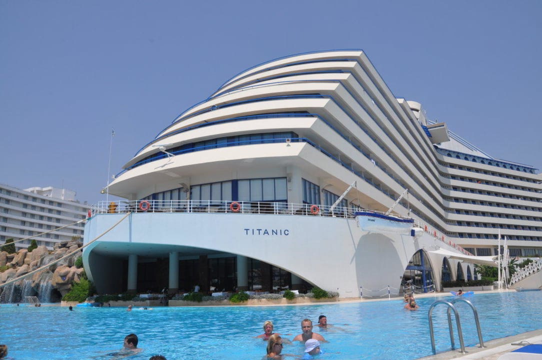 Wygląd hotelu Titanic Deluxe Lara