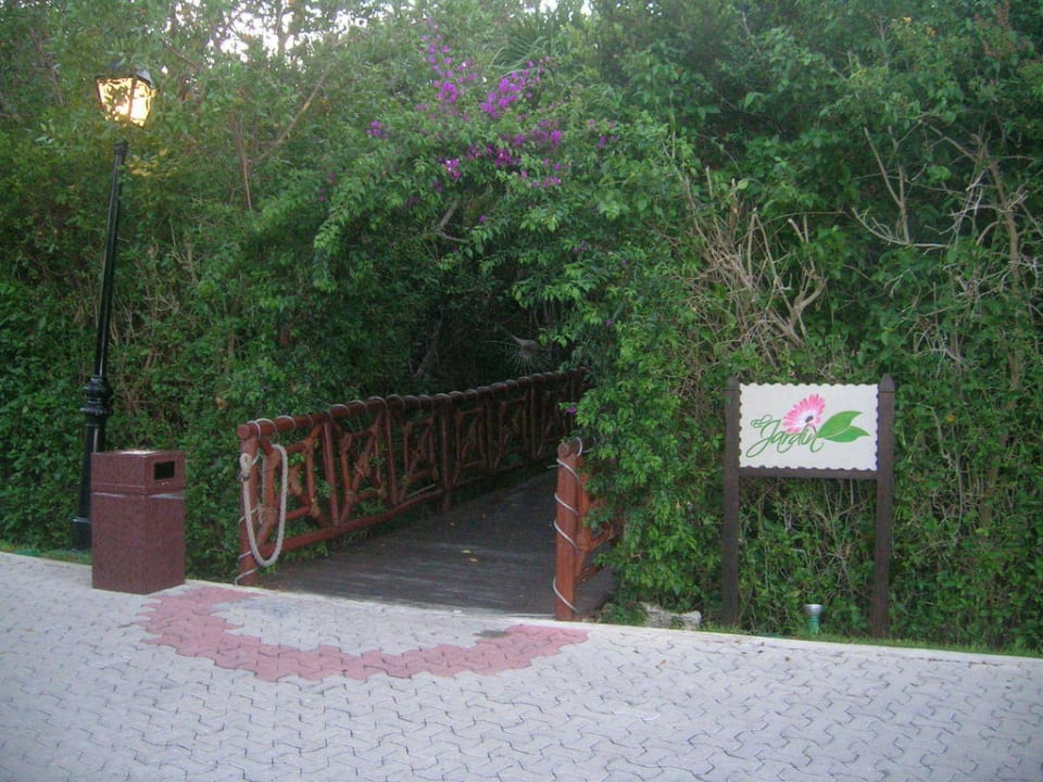 Eingang zum El Jardin TRS Yucatan Hotel - Adults only
