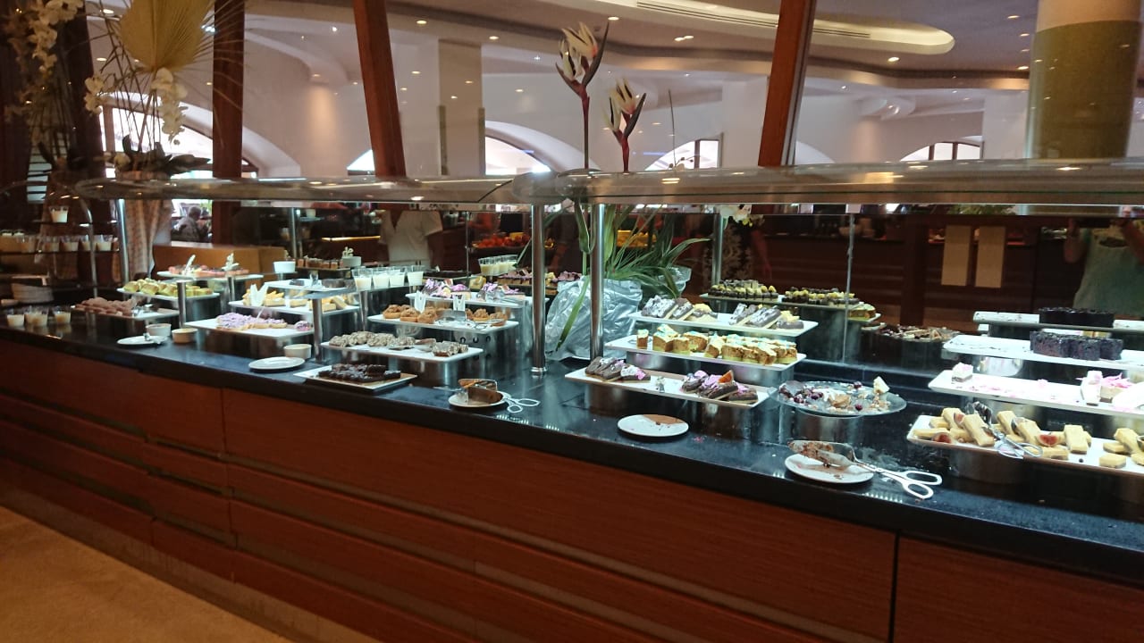 Restaurant VONRESORT Golden Coast