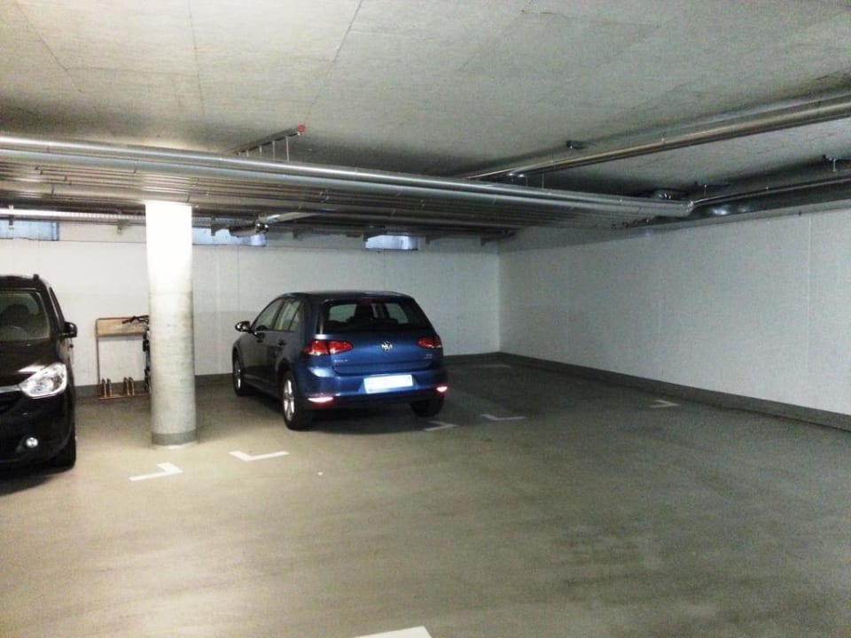 Garagenbereich Hotel AMANO
