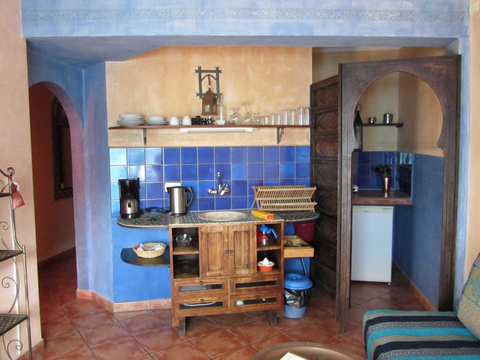 Kühlschrank und Kochplatten gut versteckt Apartments Gomera Lounge