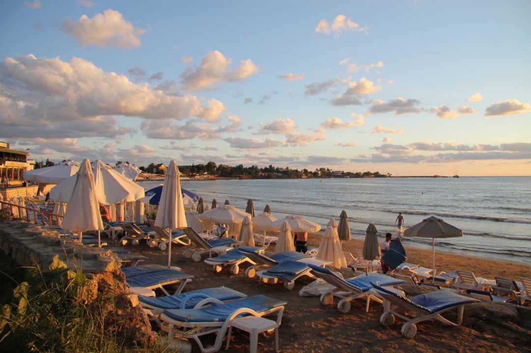 Der Hoteleigene Strandabschnitt Özlem Garden Hotel