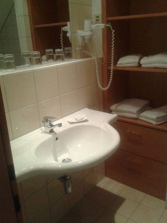 Waschbecken im Badezimmer Aldiana Club Schlanitzen Alm