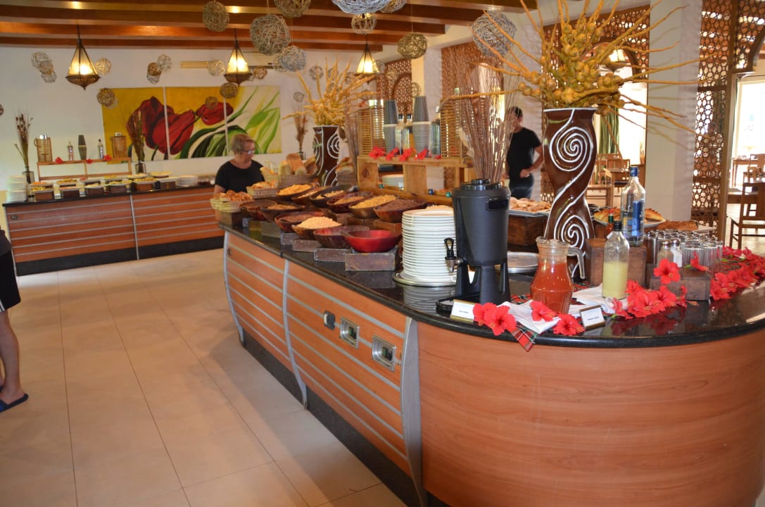 Buffet TUI Blue Bahari Zanzibar