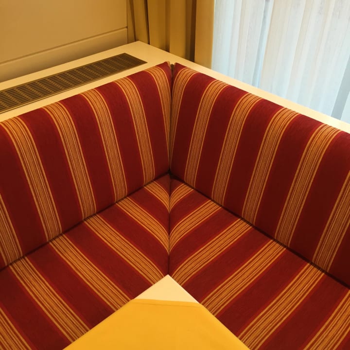 Couch Hotel Wittelsbacher Höh