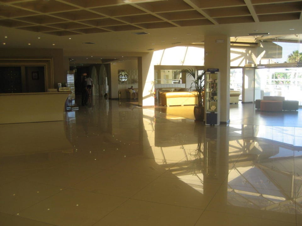 Lobby Kipriotis Village Resort