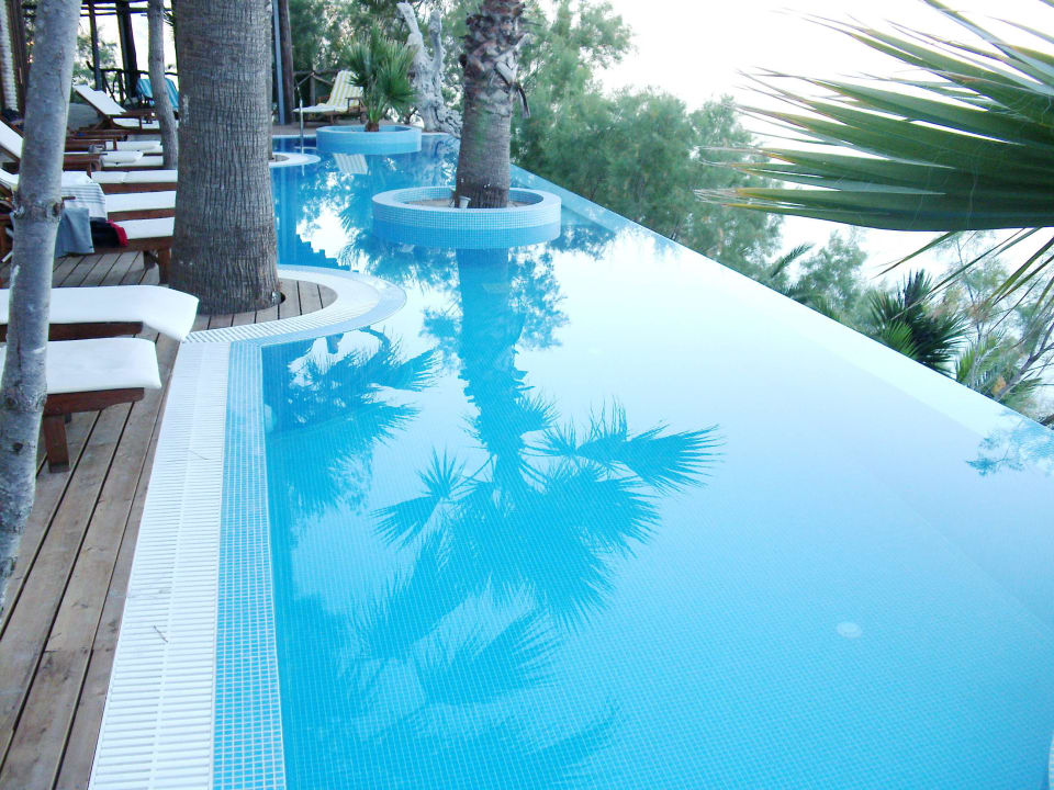 "Neuer" Poolbereich Gloria Maris Hotel Suites and Villa