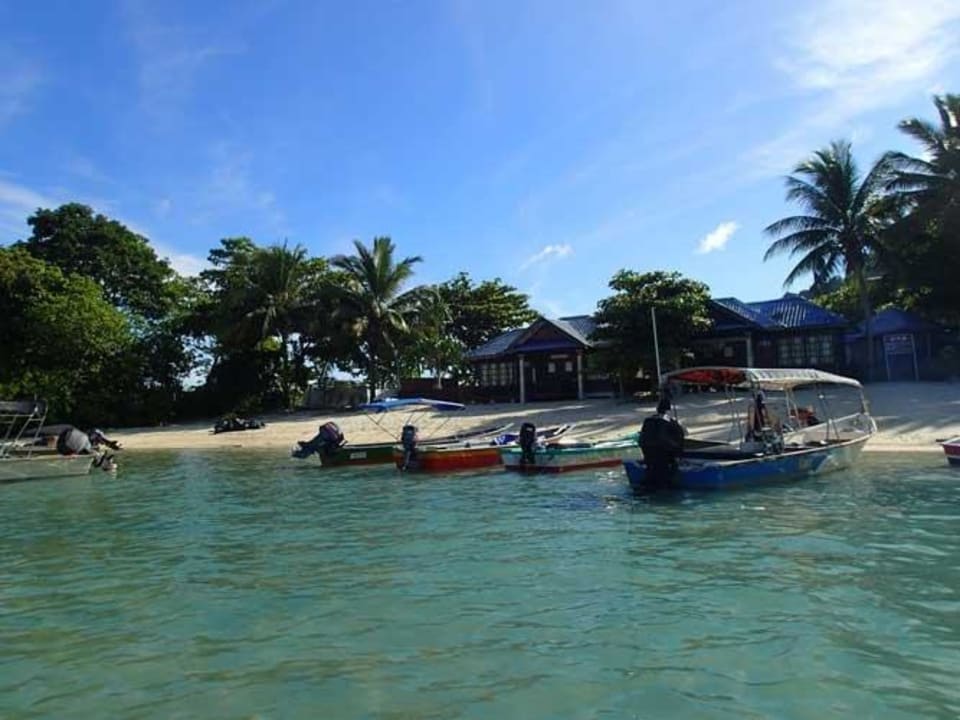 Blick bei der Ankunft Hotel Coral View Island Resort