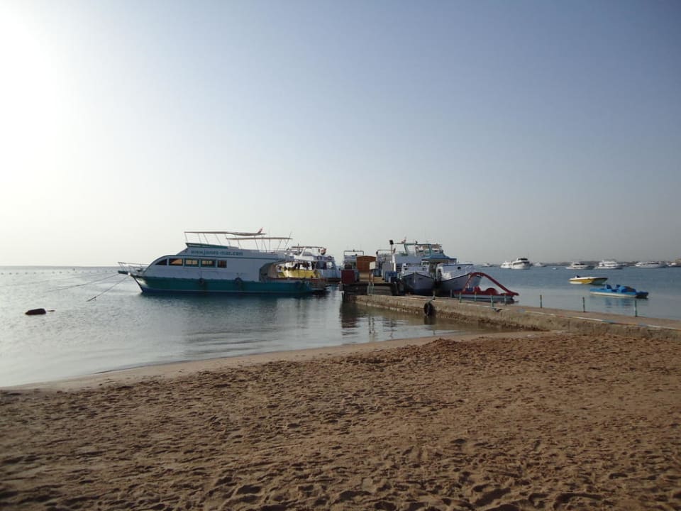 Steg mit Boote Giftun Azur Resort